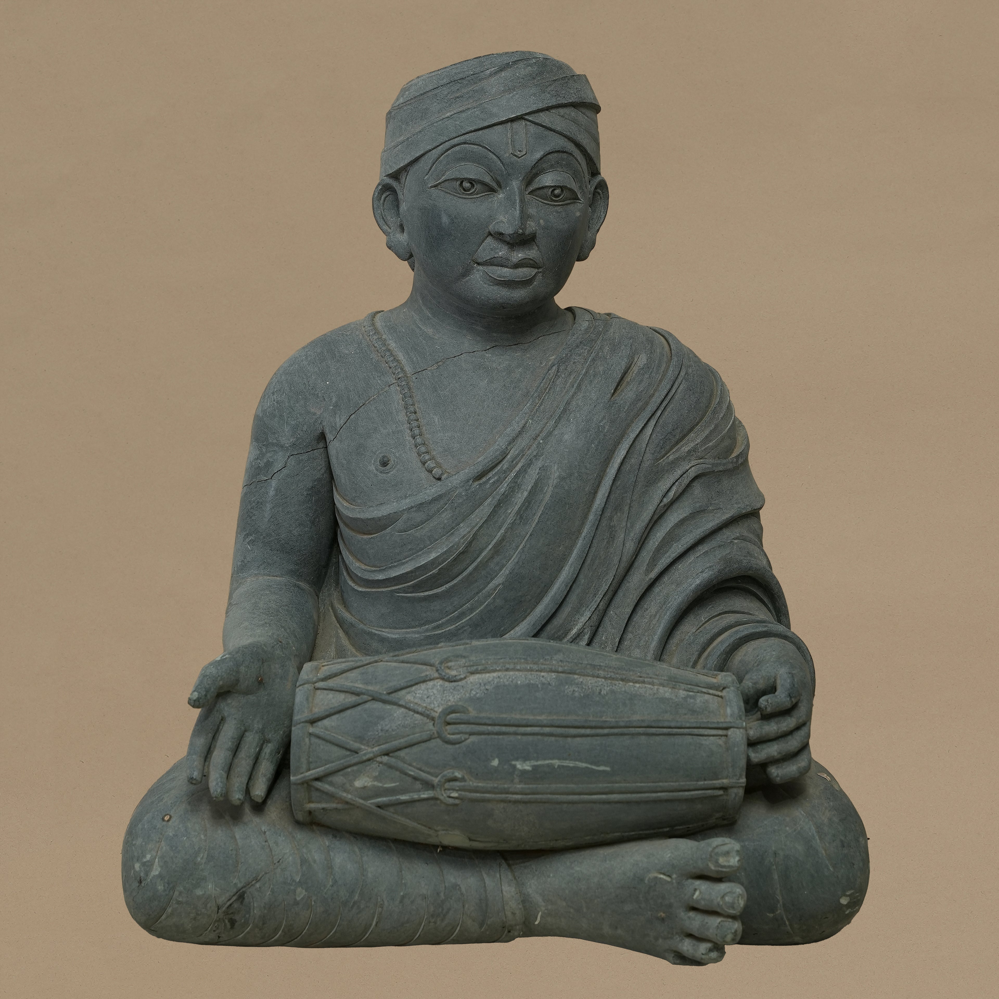 16" Dholak-Playing Musician Statue | Handcrafted from Dungarpur Black Stone